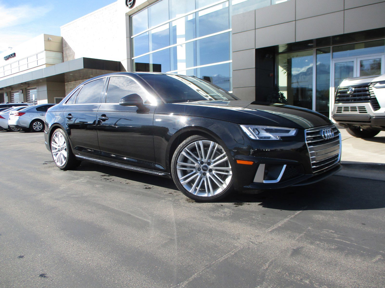 Used 2019 Audi A4 2.0T Premium Plus w/ Premium Plus Package image 14