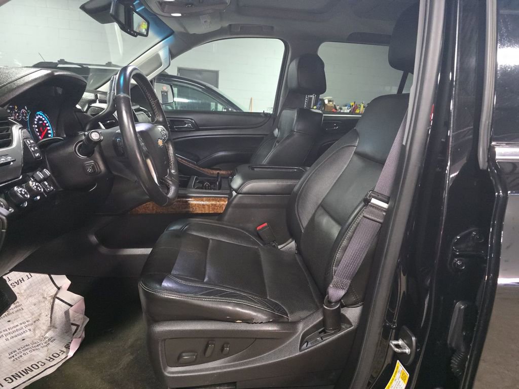 Used 2016 Chevrolet Tahoe LTZ image 3