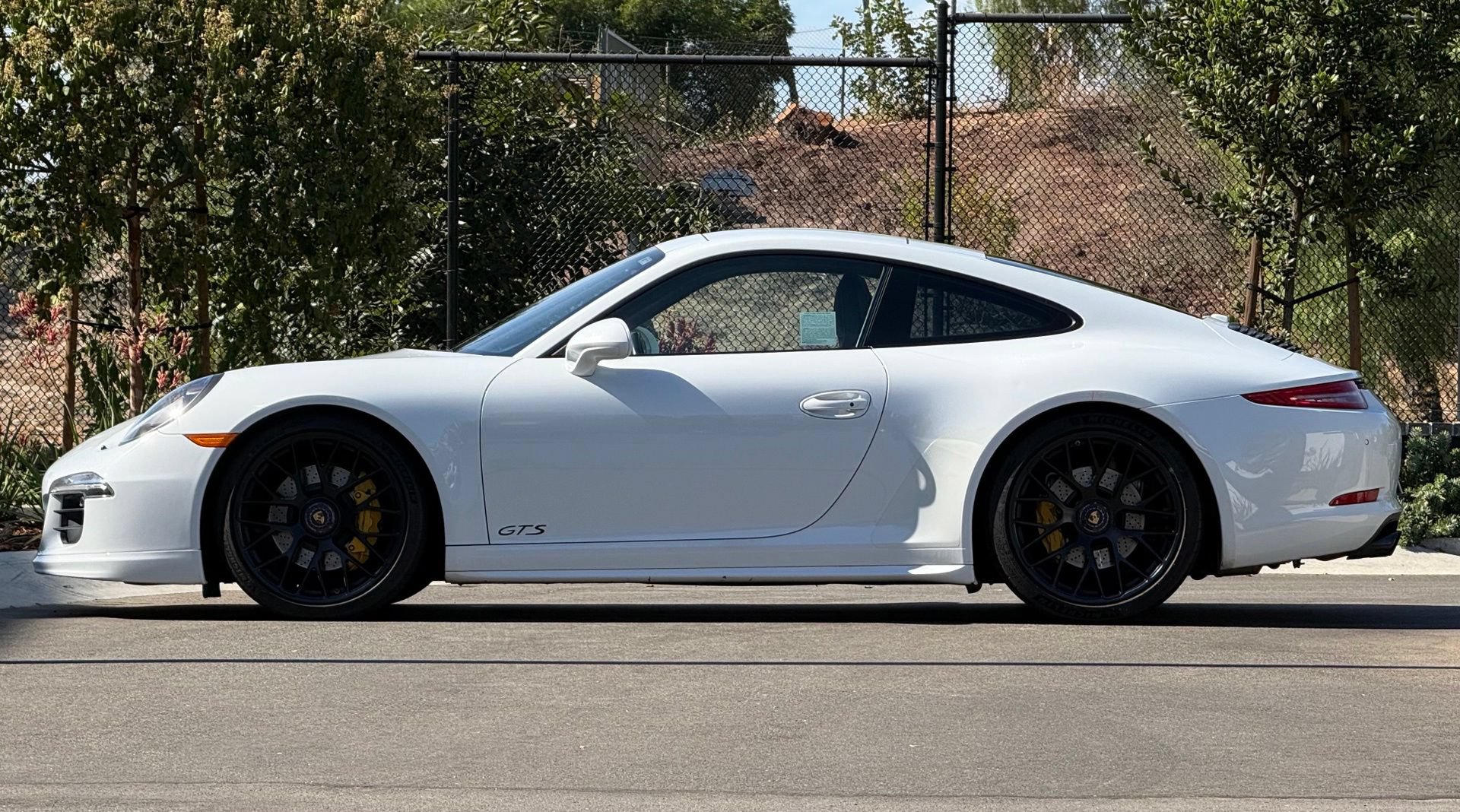 Certified 2016 Porsche 911 Carrera GTS RWD image 2