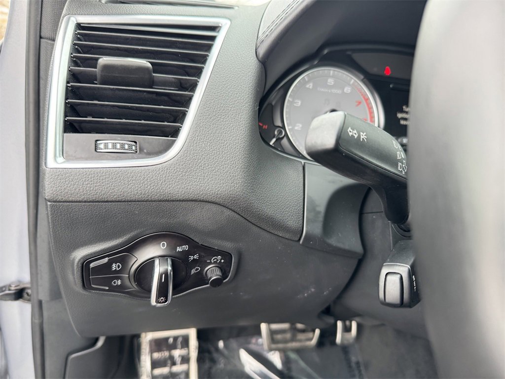 Used 2016 Audi SQ5 Premium Plus image 14
