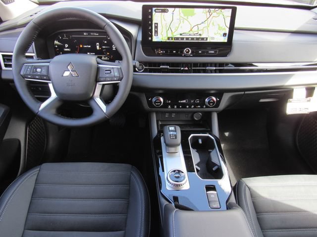 New 2026 Mitsubishi Outlander SE FWD image 16