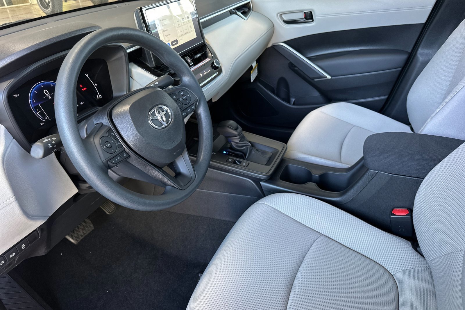 New 2026 Toyota Corolla Cross L image 9