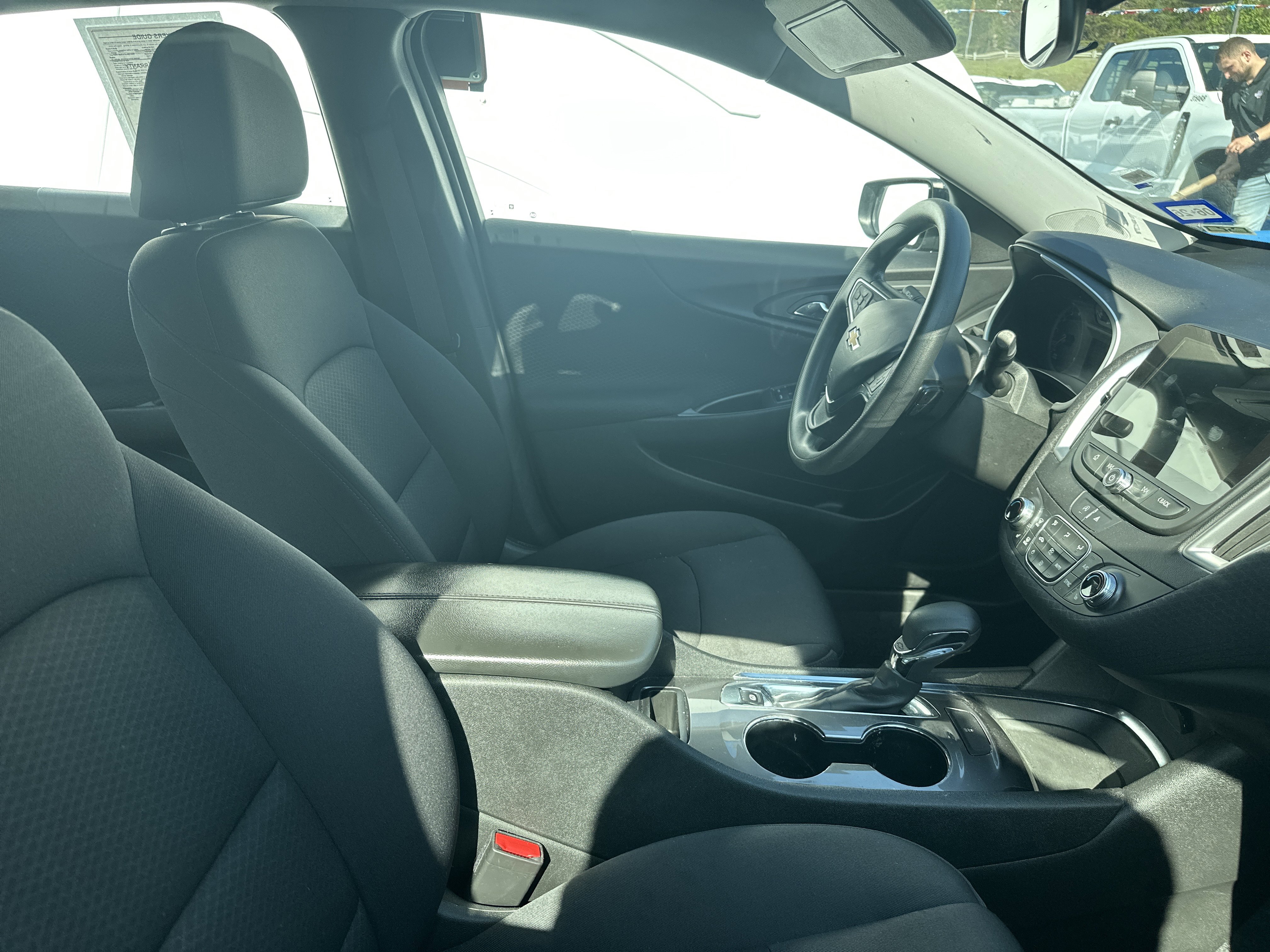 Used 2023 Chevrolet Malibu LT FWD image 7