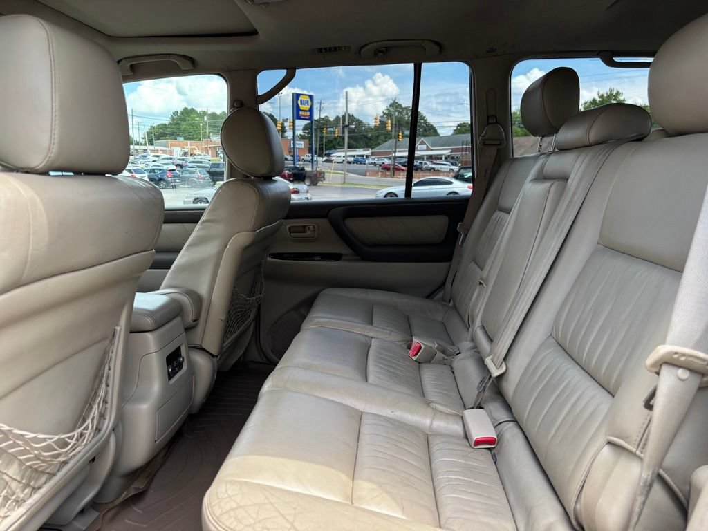 Used 2004 Toyota Land Cruiser w/ Convenience Pkg AWD/4WD image 23