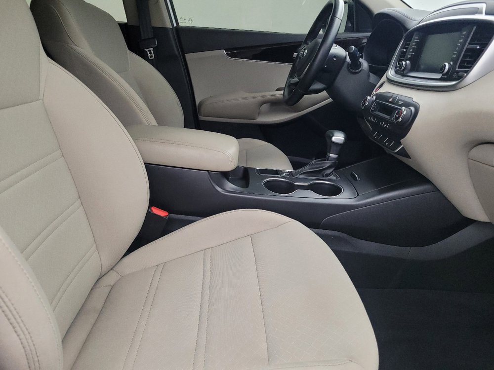 Used 2020 Kia Sorento S image 21