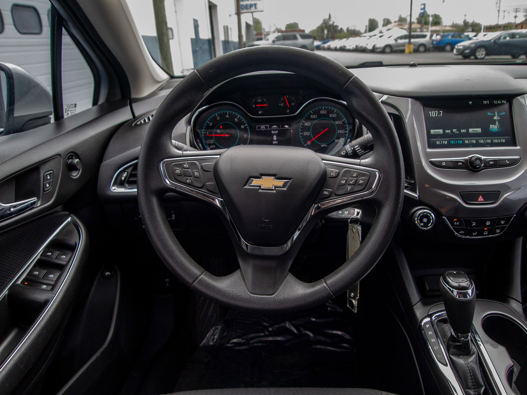 Used 2018 Chevrolet Cruze LT image 21