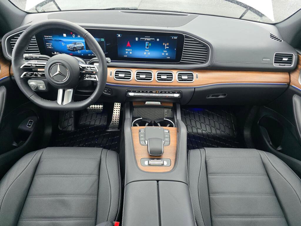 Certified 2025 Mercedes-Benz GLS 580 4MATIC image 17