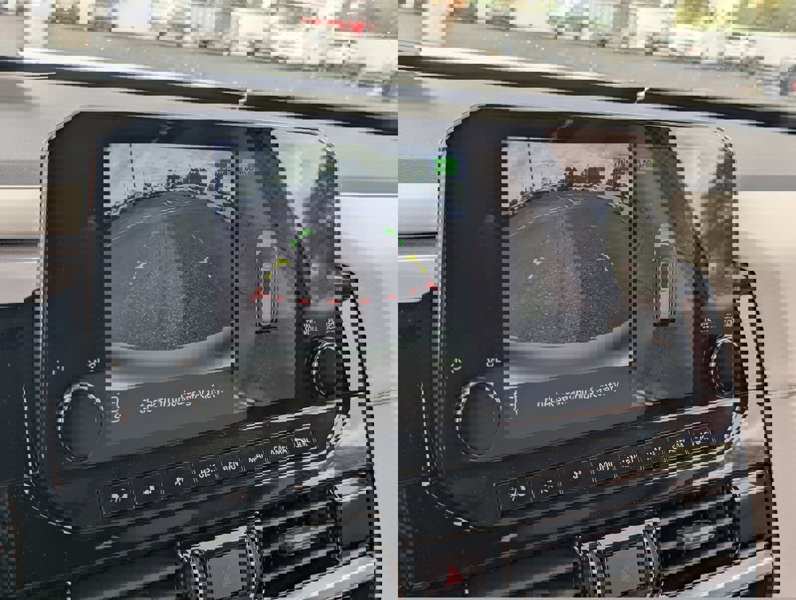 New 2025 Nissan Pathfinder SL image 17