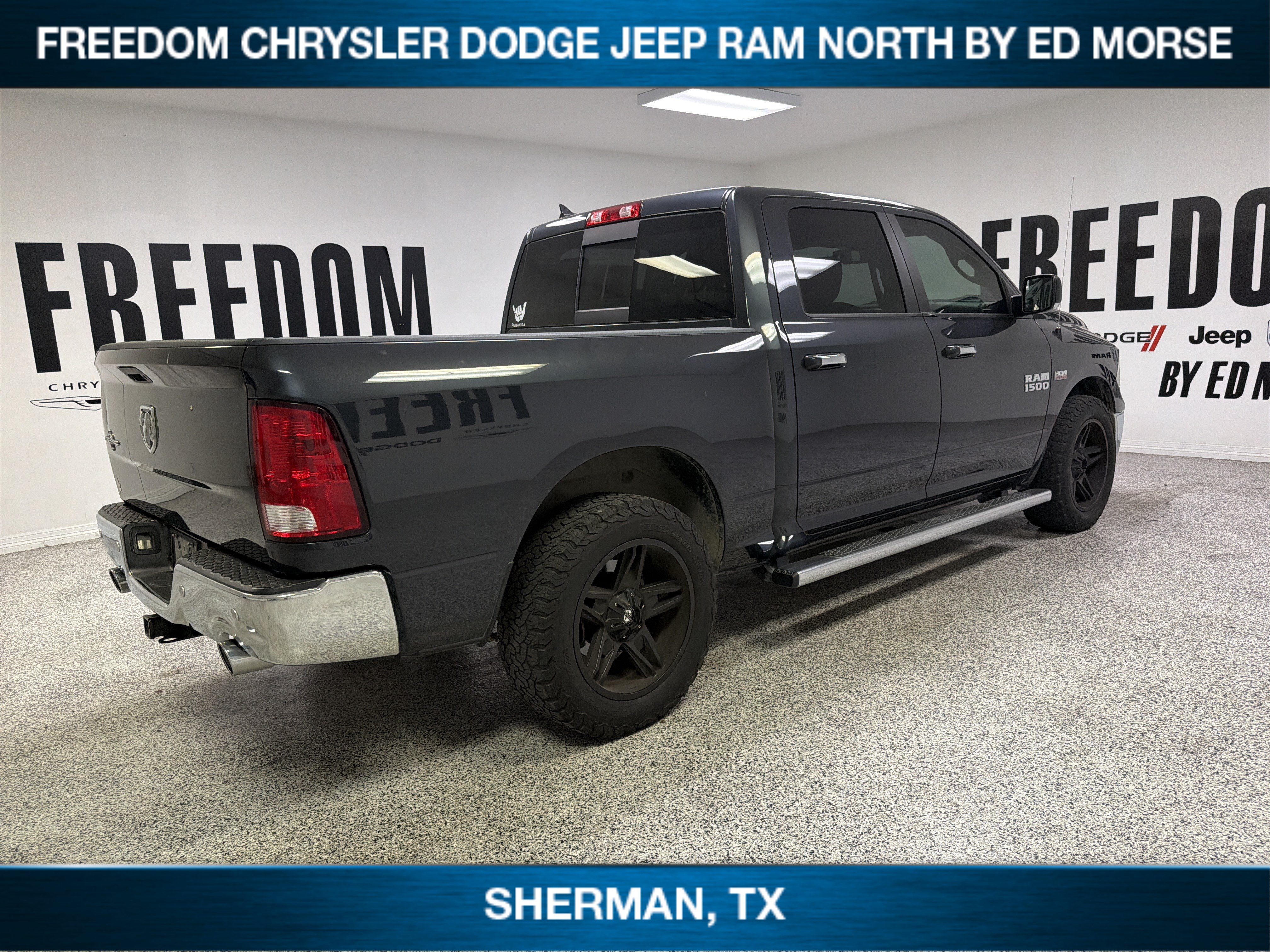 Used 2017 RAM 1500 Lone Star RWD image 4