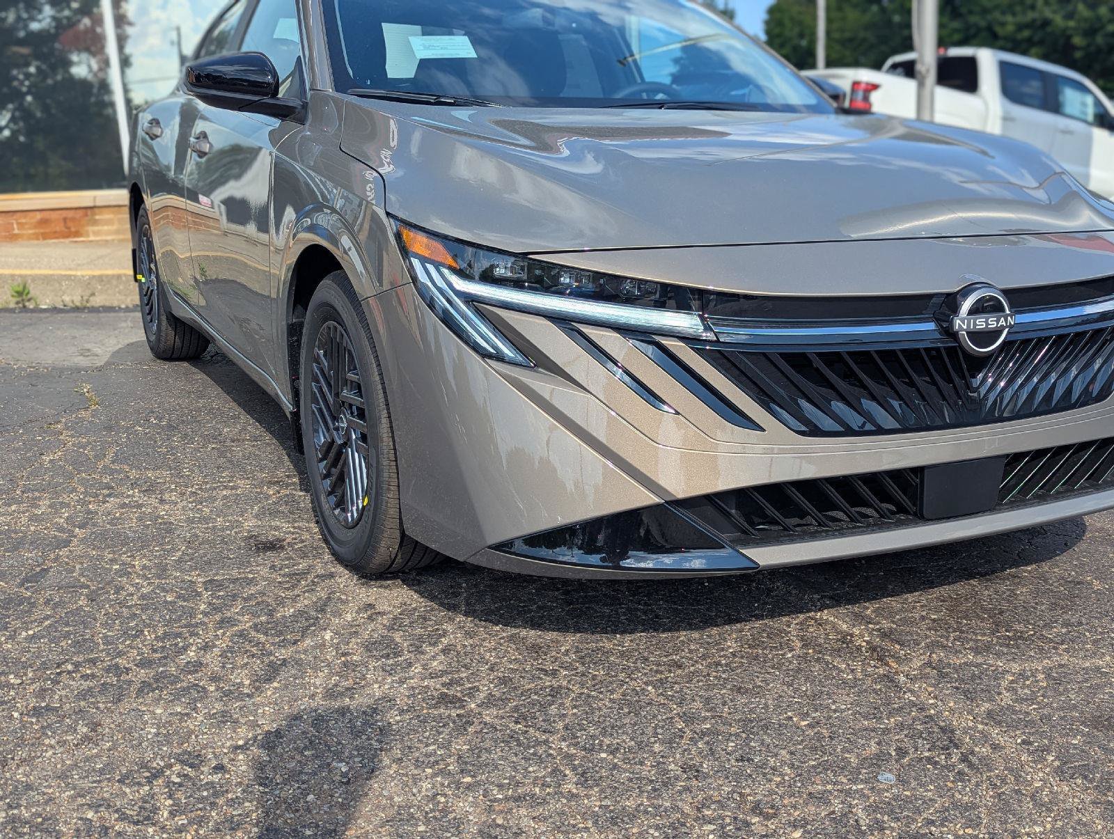 New 2026 Nissan Sentra SV w/ SV Convenience Package FWD image 12