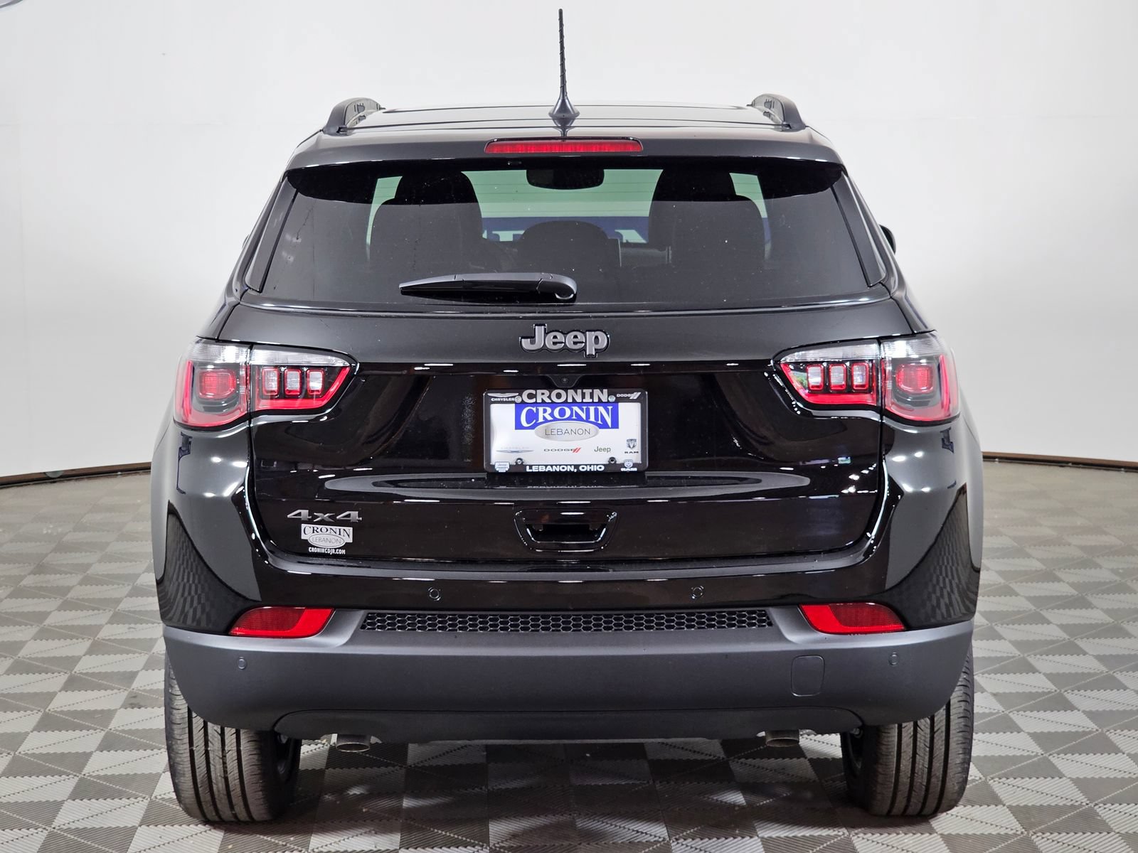 New 2026 Jeep Compass Limited w/ Sun, Sound & Navigation Group AWD/4WD image 32