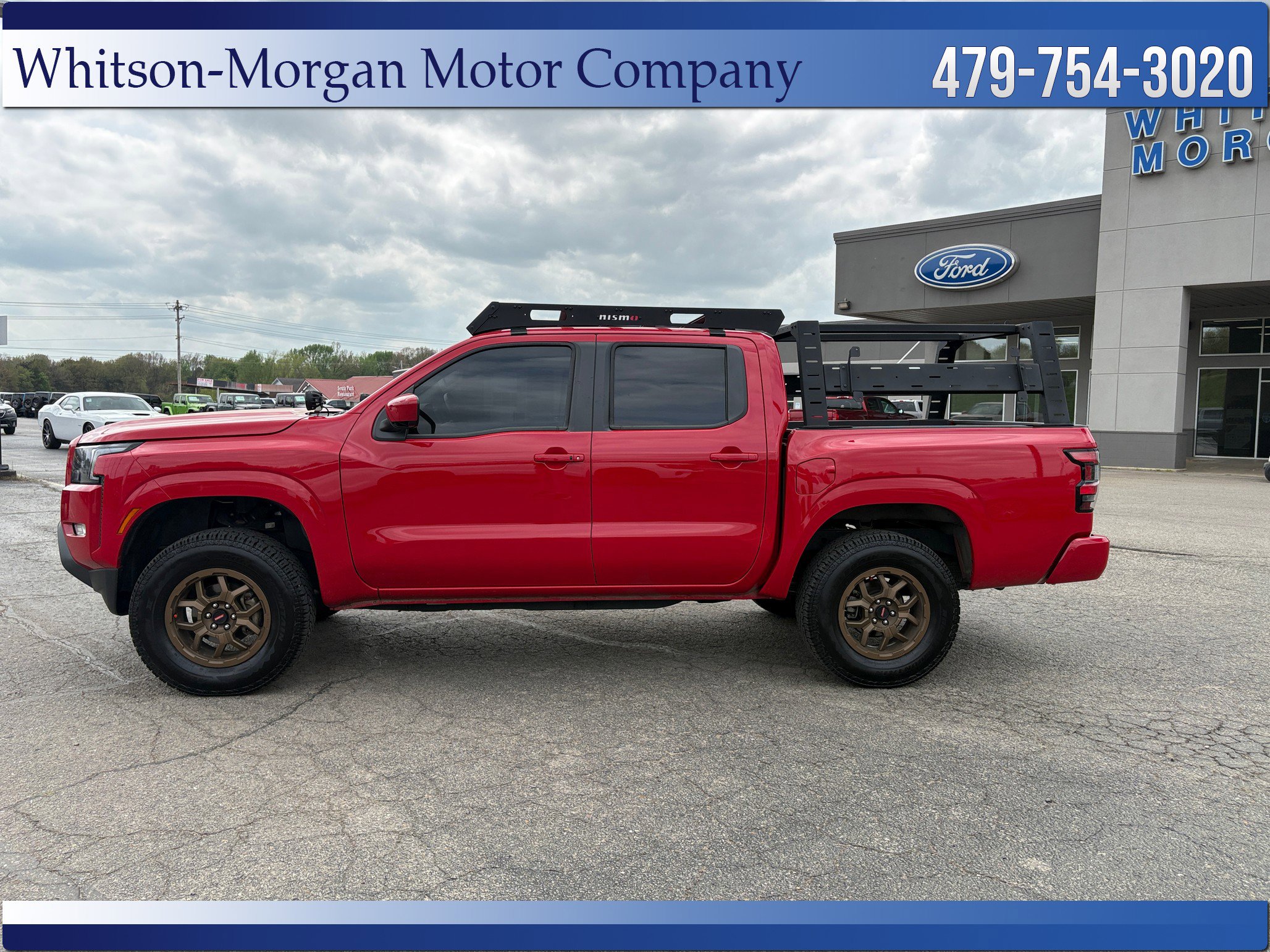 Used 2024 Nissan Frontier SV w/ SV Convenience Package image 2