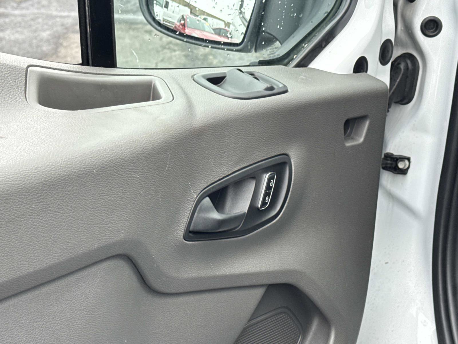 Used 2024 Ford Transit 350 XLT image 20