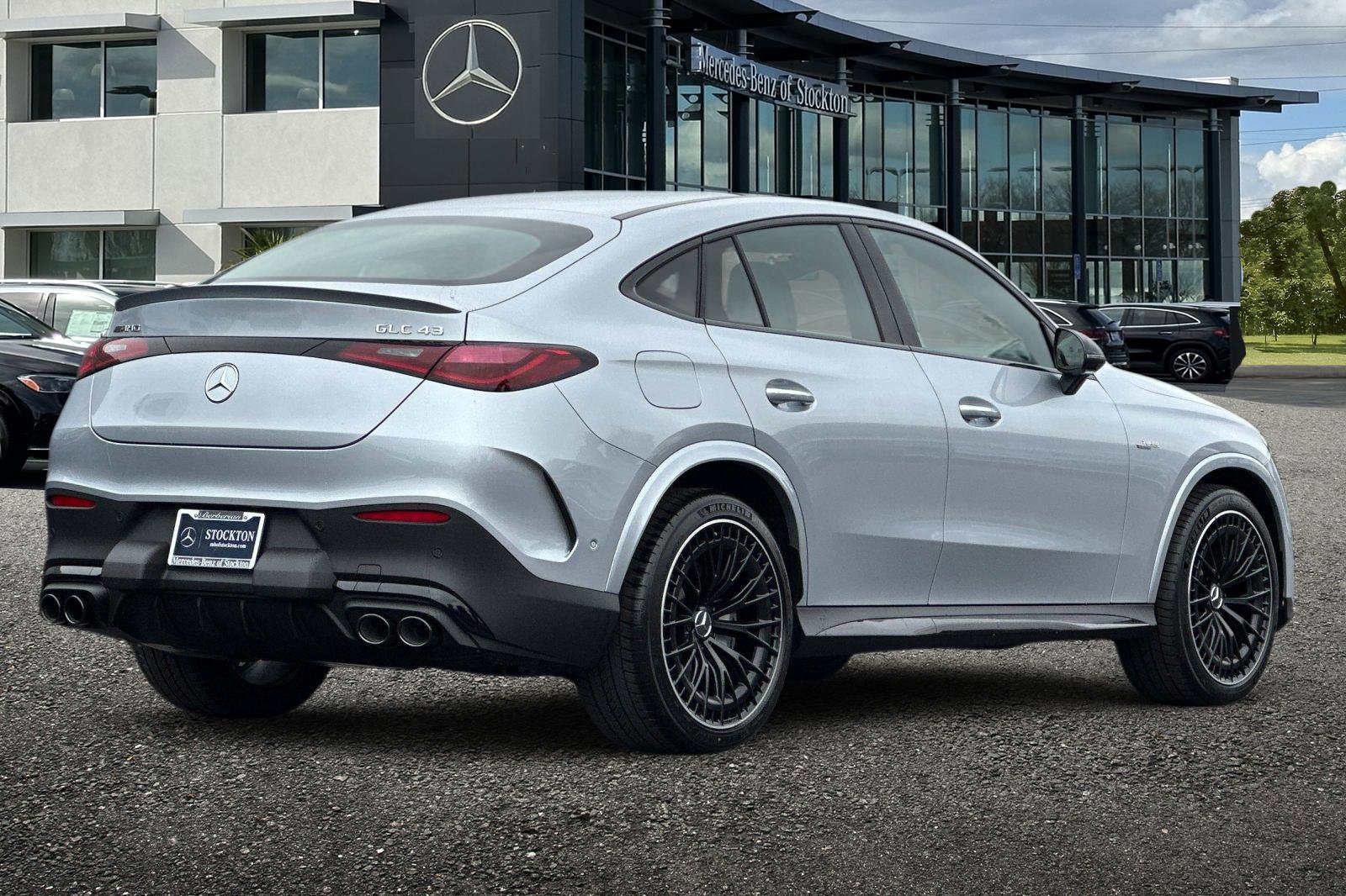 New 2026 Mercedes-Benz GLC 43 AMG 4MATIC Coupe image 4
