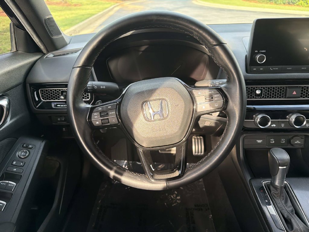Used 2025 Honda Civic Sport image 15