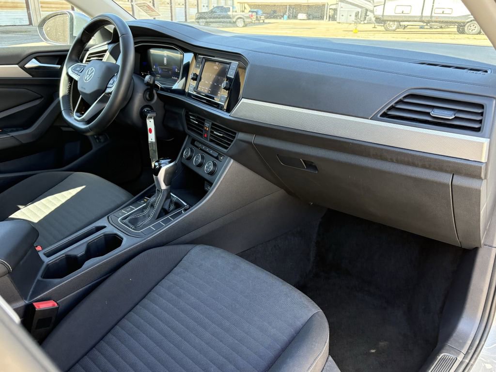 Used 2024 Volkswagen Jetta S image 27
