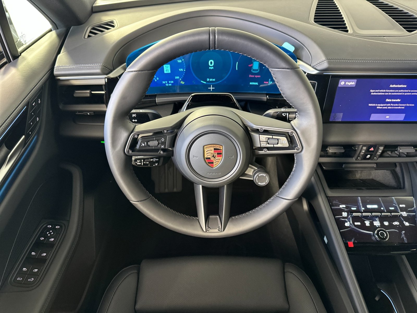 New 2026 Porsche Macan 4 Electric AWD/4WD image 16