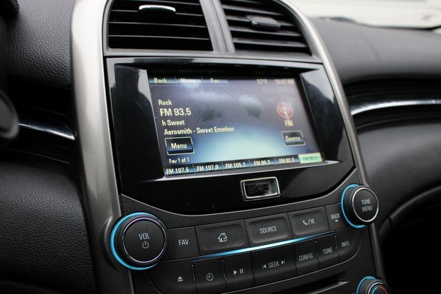 Used 2013 Chevrolet Malibu LTZ image 3