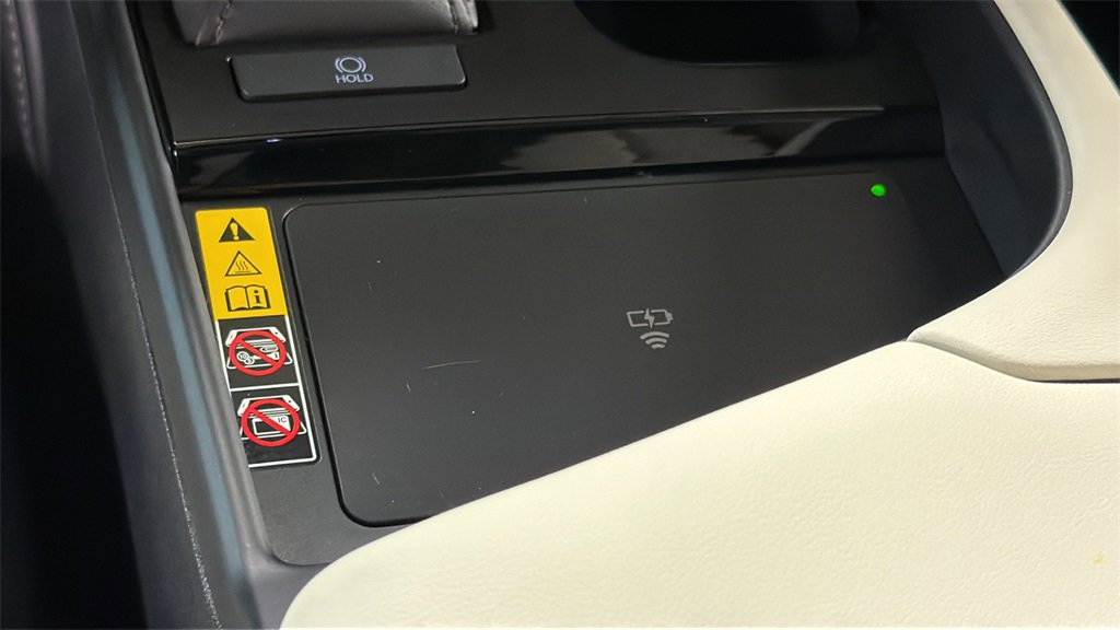 Certified 2025 Lexus ES 350 Ultra Luxury w/ Accessory Package (Z2) image 22