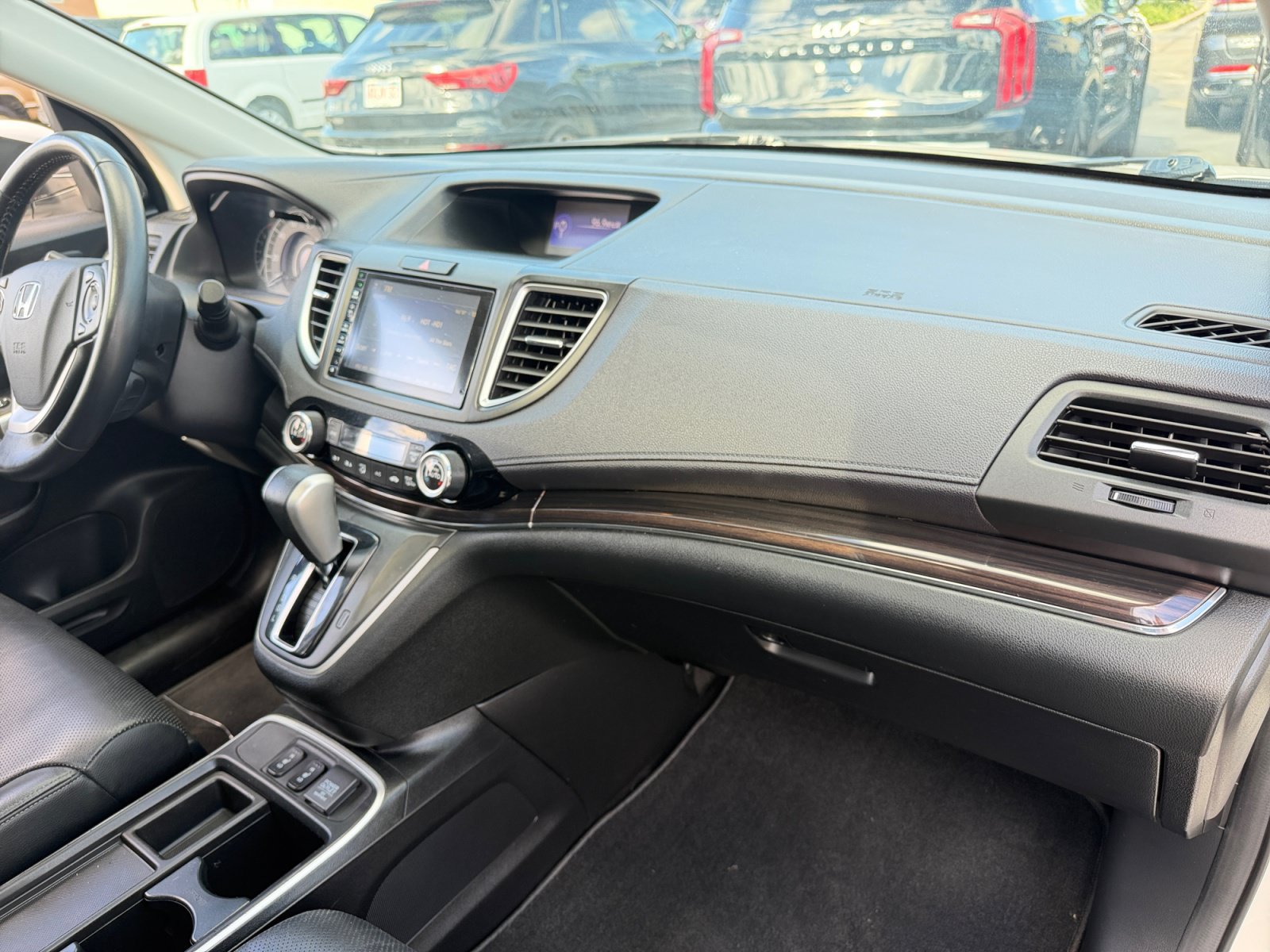 Used 2015 Honda CR-V Touring image 9