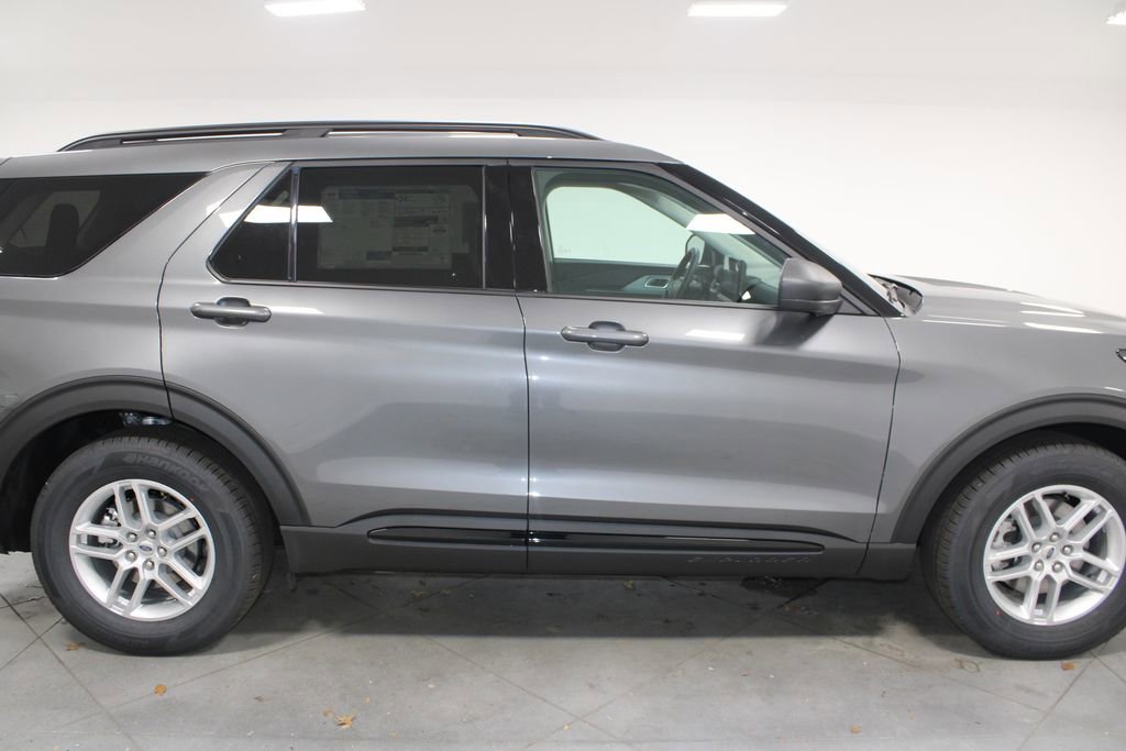 New 2026 Ford Explorer Active image 10