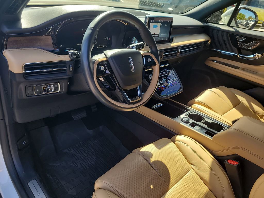 Certified 2022 Lincoln Corsair Reserve w/ Equipment Group 201A image 16