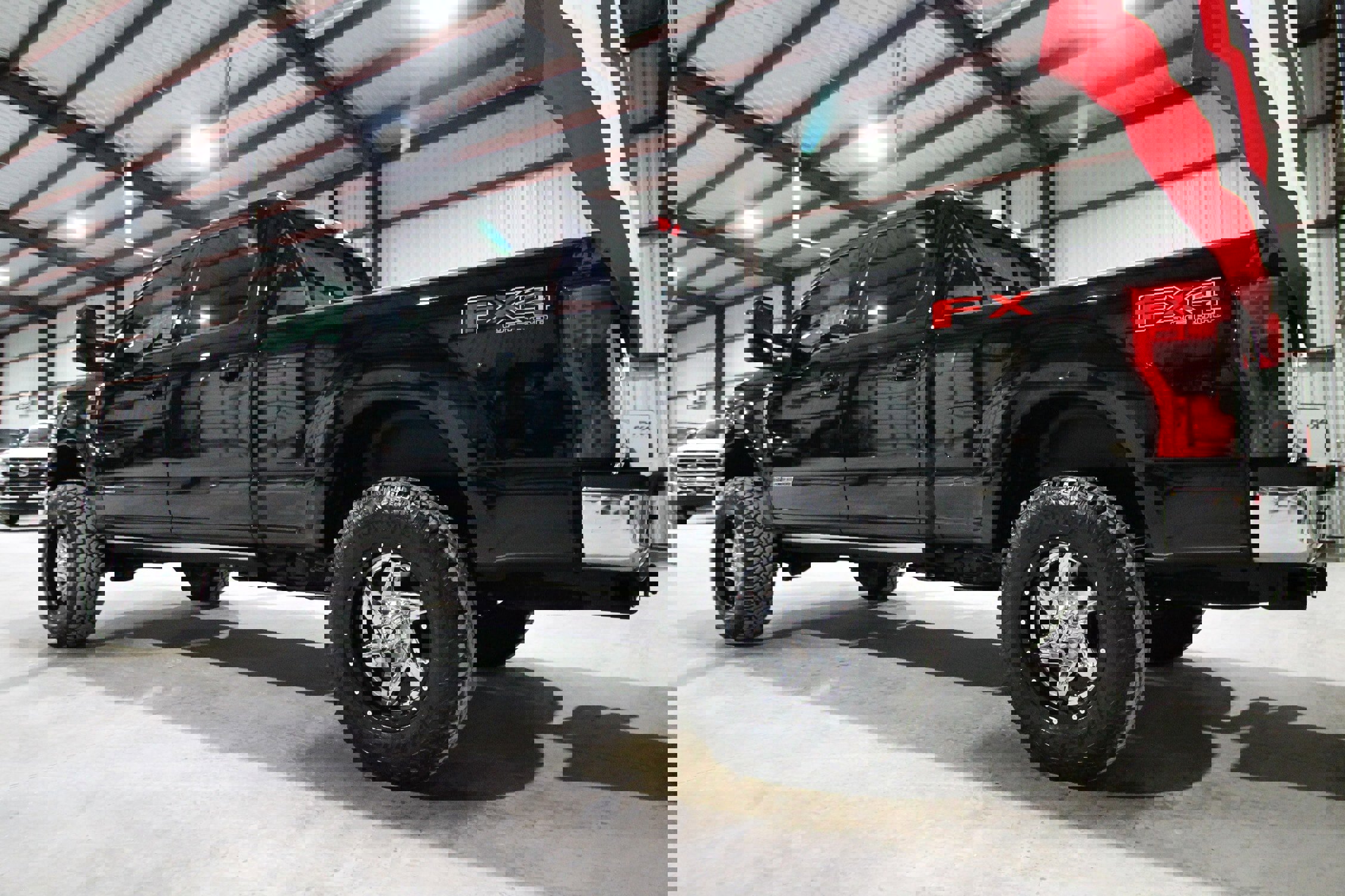 Used 2018 Ford F250 Lariat w/ Lariat Ultimate Package image 8