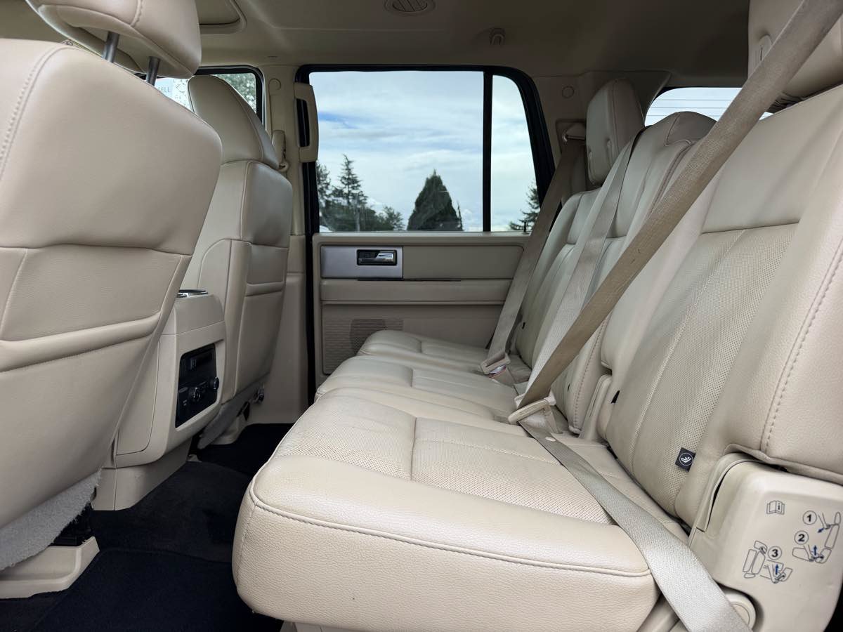 Used 2015 Ford Expedition Max Limited AWD/4WD image 11