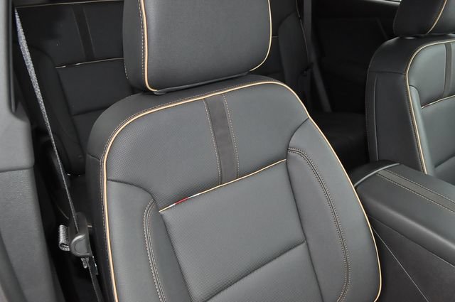 Used 2024 Chevrolet Blazer Premier AWD/4WD image 22