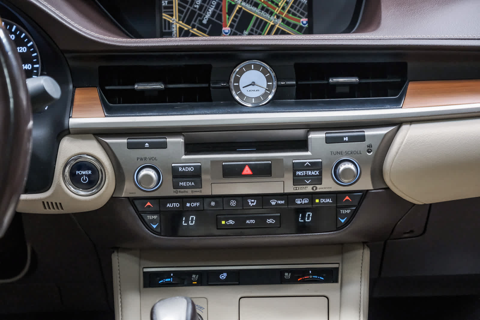 Used 2018 Lexus ES 300h w/ Navigation Package FWD image 16