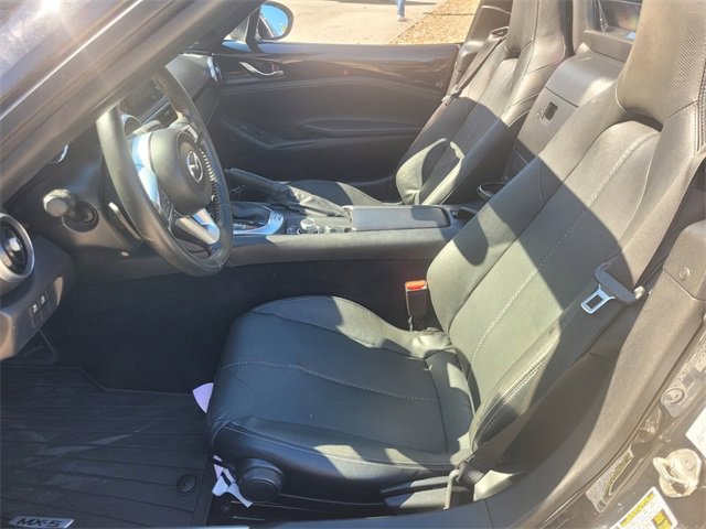 Used 2022 MAZDA MX-5 Miata RF Grand Touring w/ Weather Package image 3