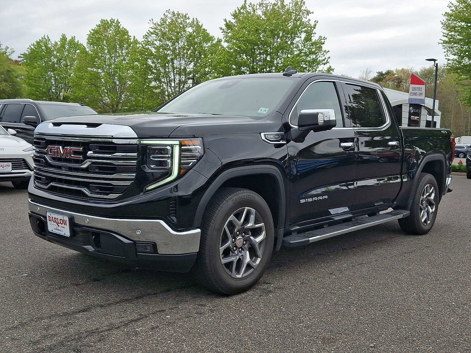Certified 2023 GMC Sierra 1500 SLT w/ SLT Premium Plus Package AWD/4WD image 3