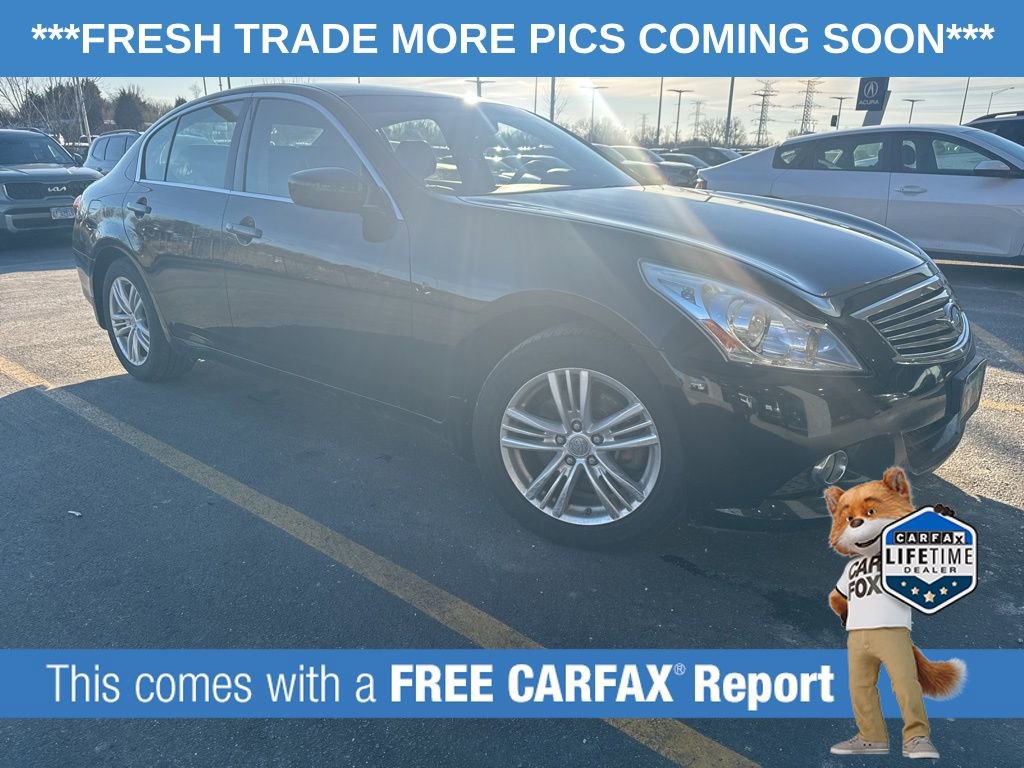Used 2013 INFINITI G37 x w/ Premium Pkg image 2