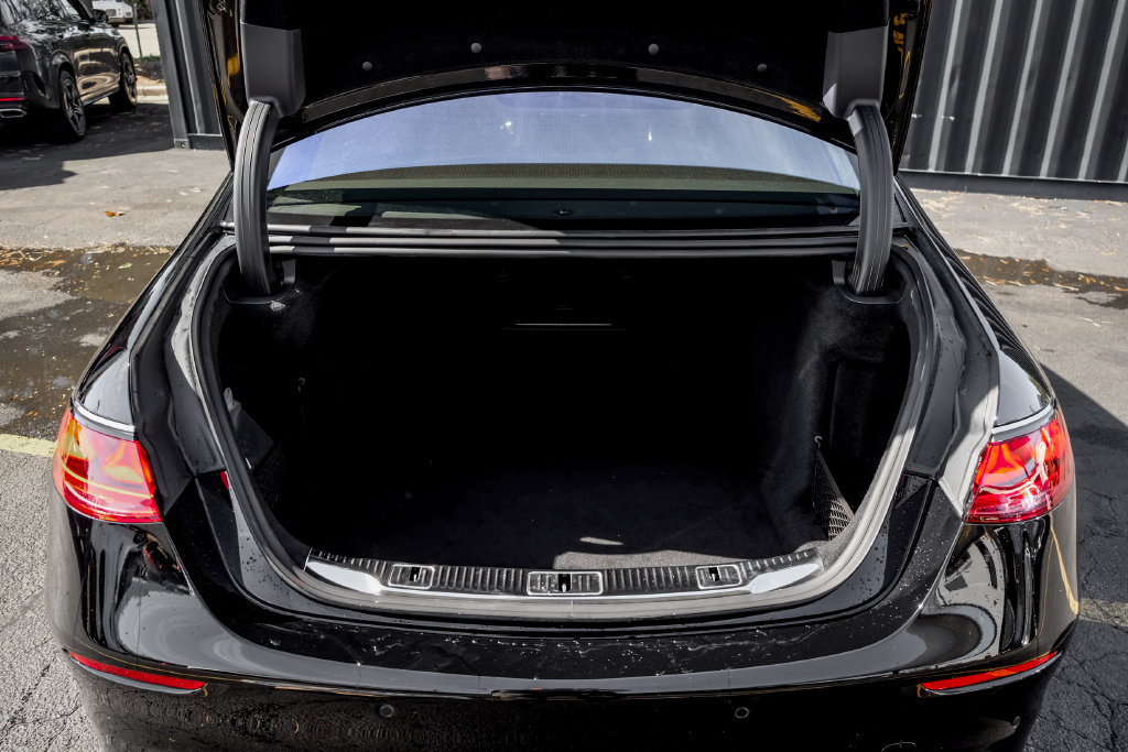New 2027 Mercedes-Benz S 580 4MATIC Sedan image 11