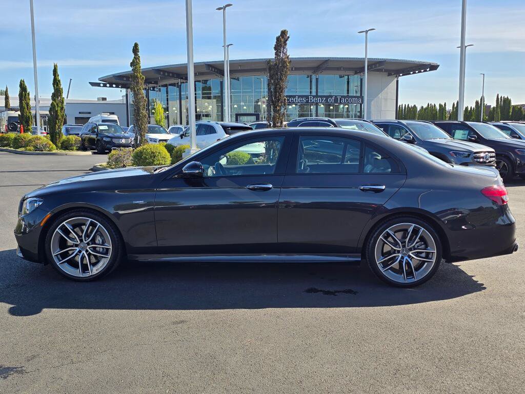 Used 2021 Mercedes-Benz E 53 AMG 4MATIC Sedan image 3