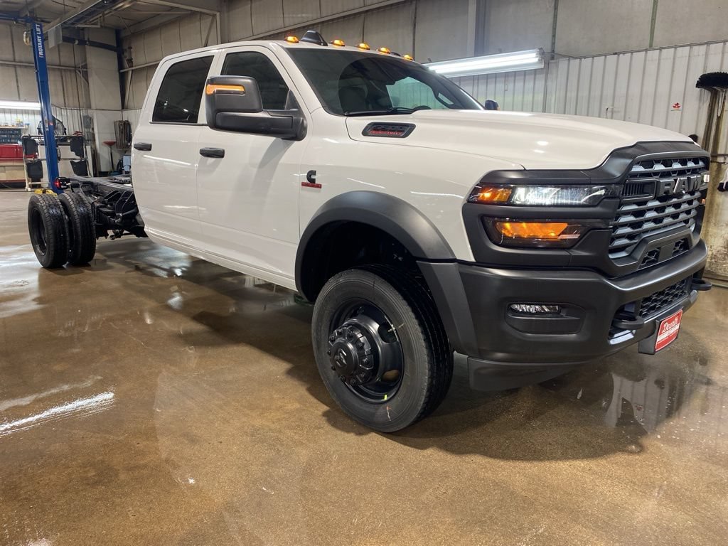 New 2026 RAM 5500 Tradesman AWD/4WD image 2