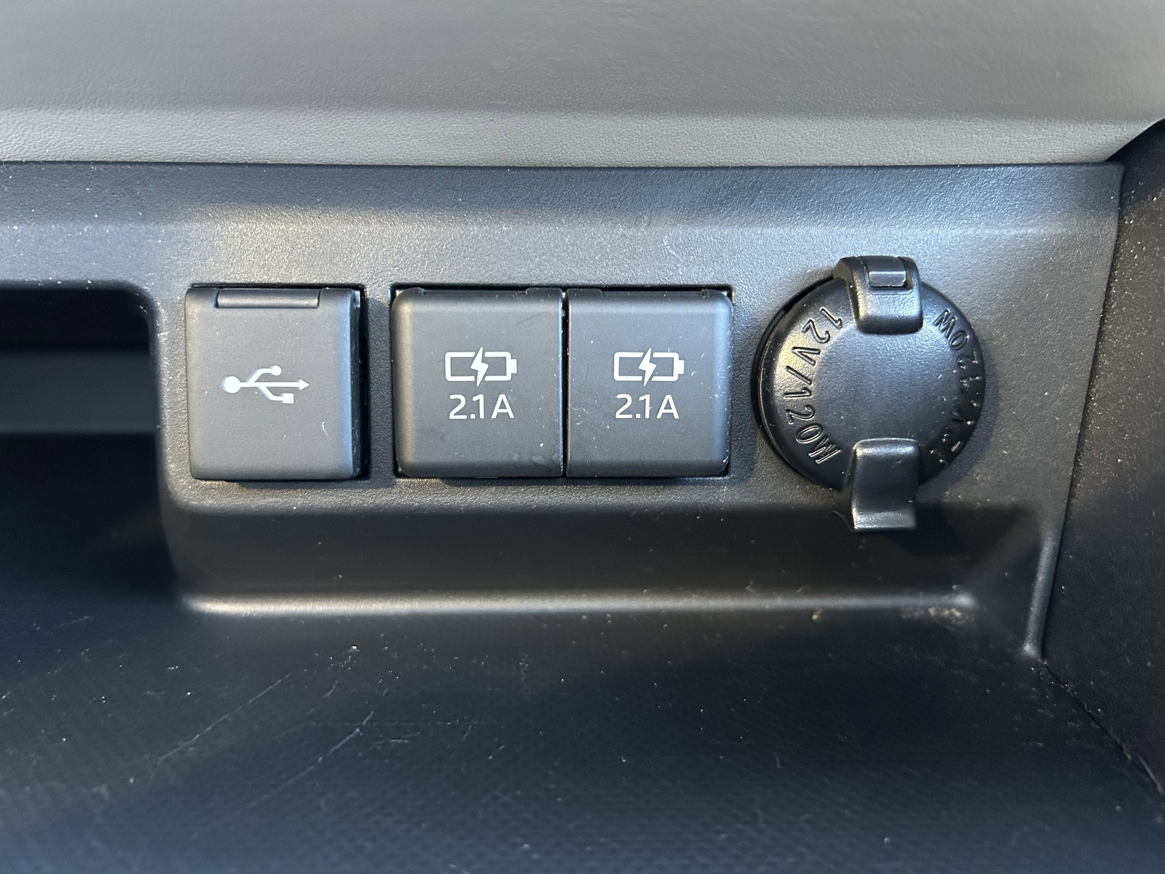 Certified 2021 Toyota Highlander Platinum image 33