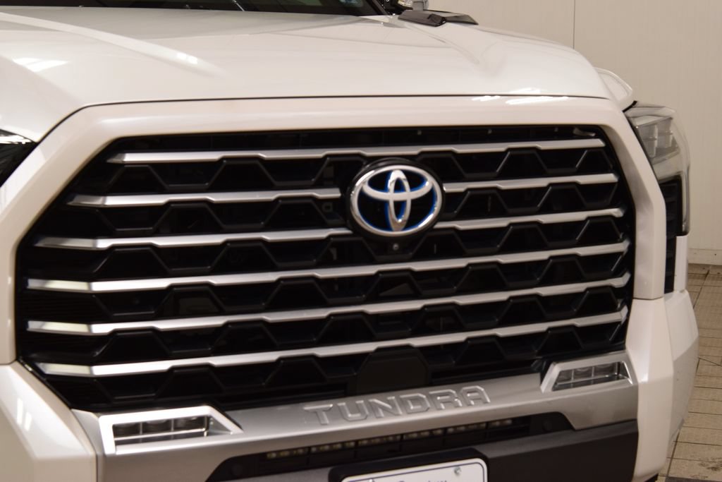 Used 2022 Toyota Tundra Capstone AWD/4WD image 10