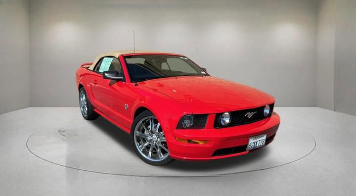Used 2009 Ford Mustang GT Premium RWD image 1