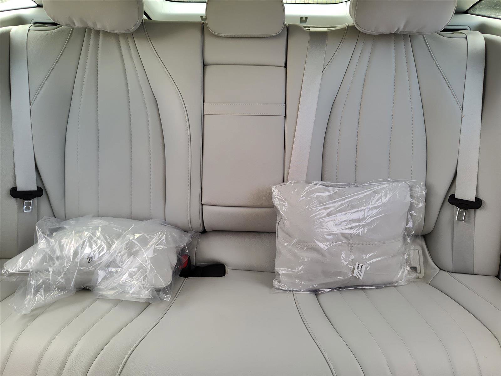 New 2022 Mercedes-Benz EQS 580 4MATIC Sedan image 24