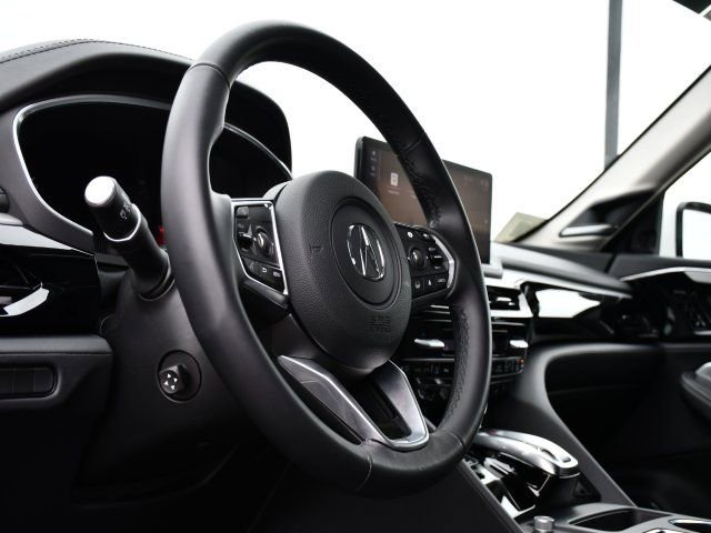 Certified 2026 Acura MDX FWD w/ Technology Package image 12