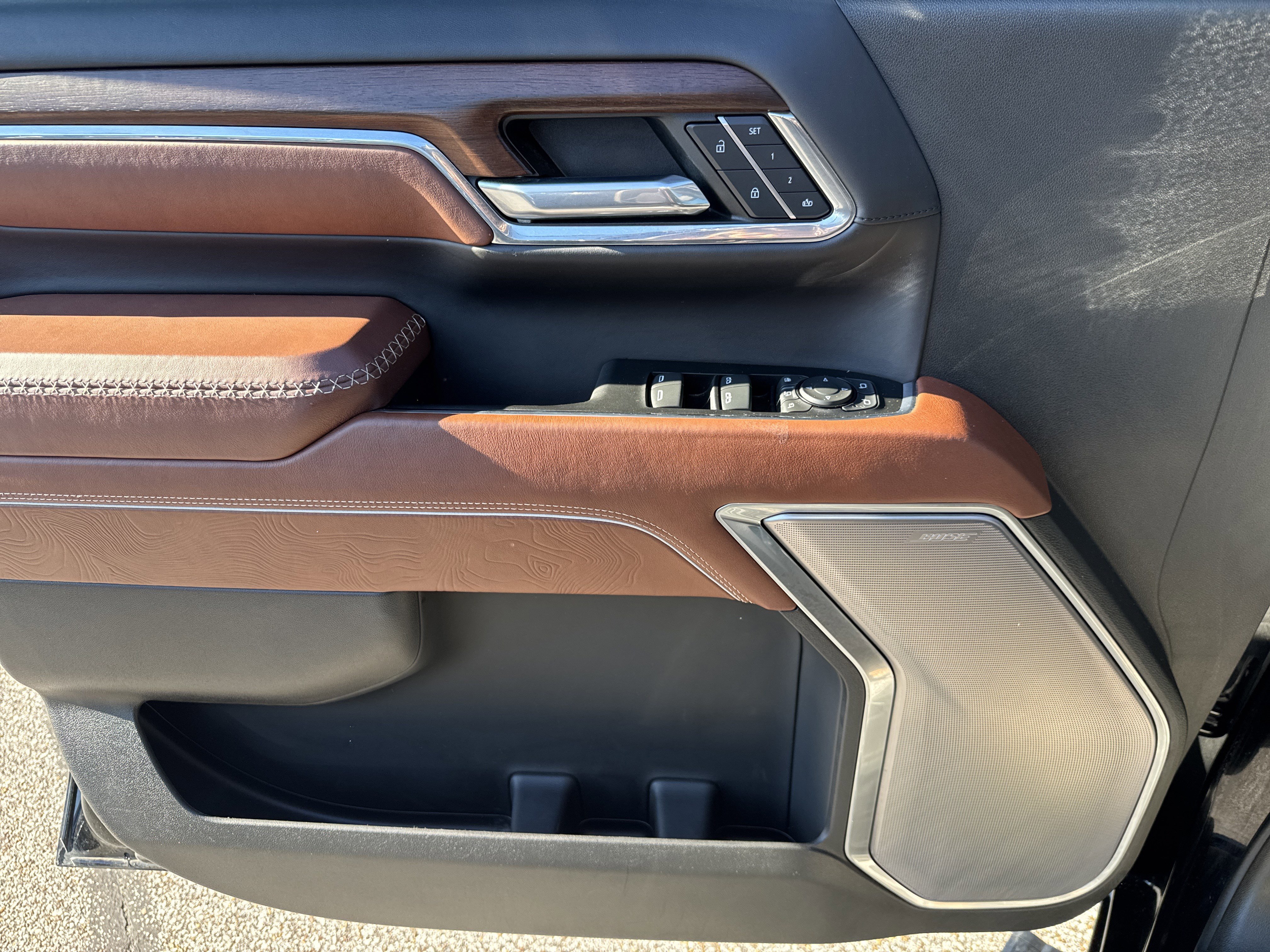 Used 2024 GMC Sierra 2500 Denali Ultimate image 14