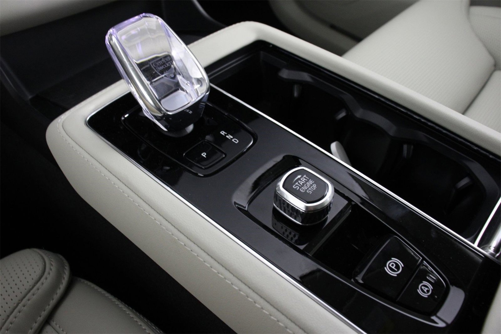 New 2026 Volvo XC90 B6 Ultra image 7