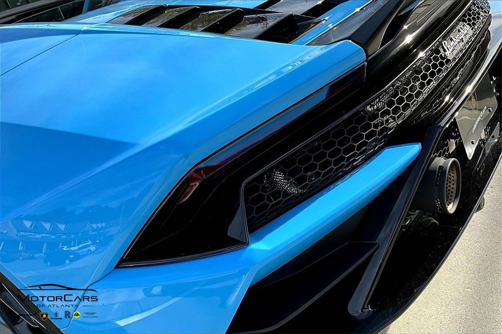 Used 2023 Lamborghini Huracan EVO image 23