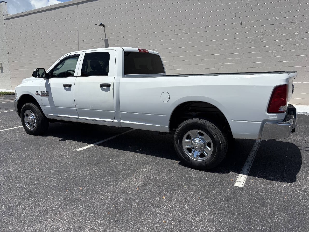 Used 2017 RAM 2500 Tradesman w/ Chrome Appearance Group AWD/4WD image 42