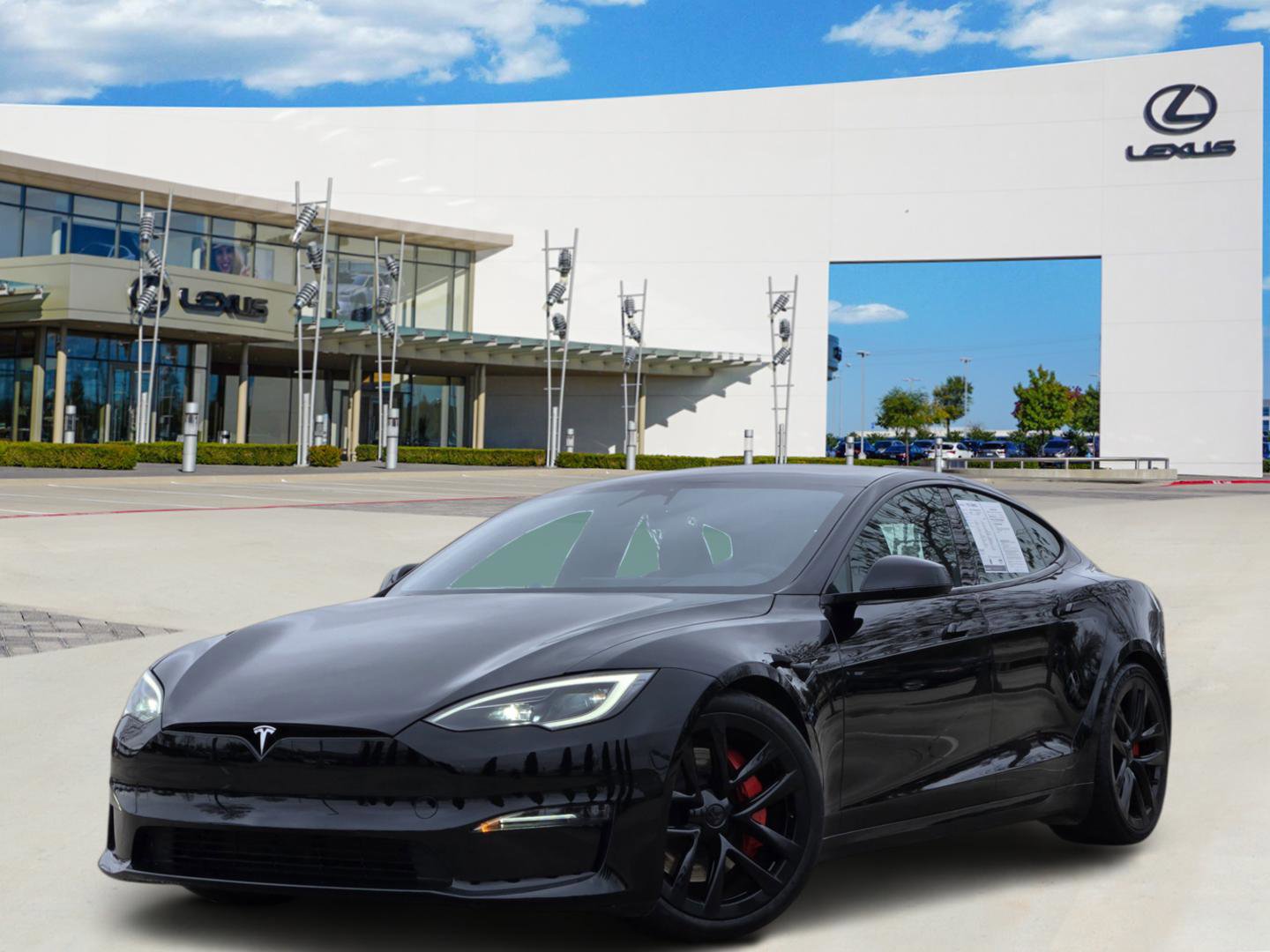Used 2024 Tesla Model S Plaid image 1