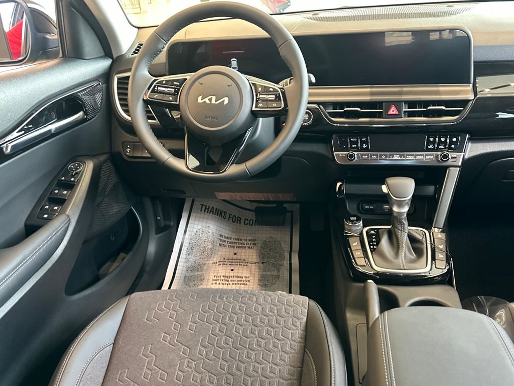 New 2026 Kia Seltos S image 17