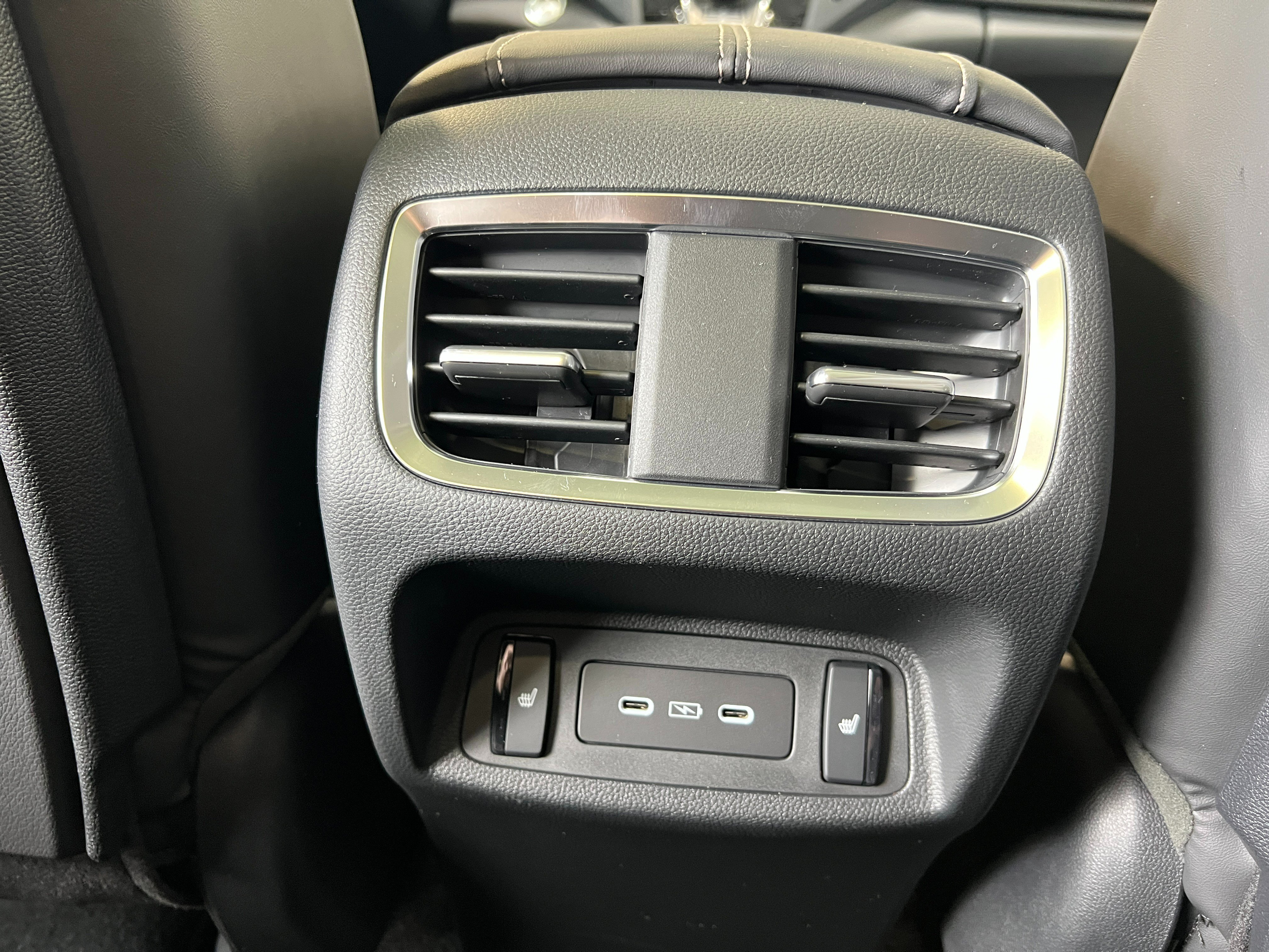 Used 2025 Acura RDX w/ Advance Package AWD/4WD image 34