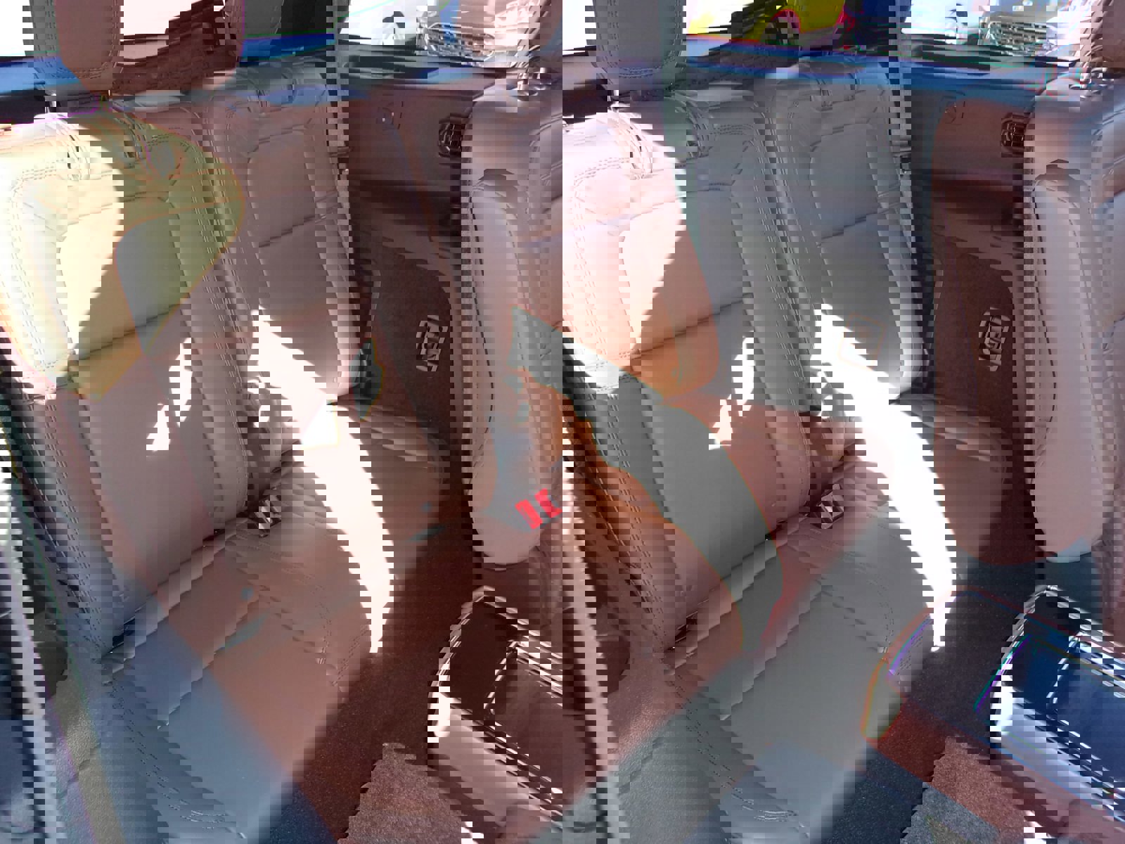 Used 2025 Lincoln Aviator Reserve w/ Equipment Group 201A image 16