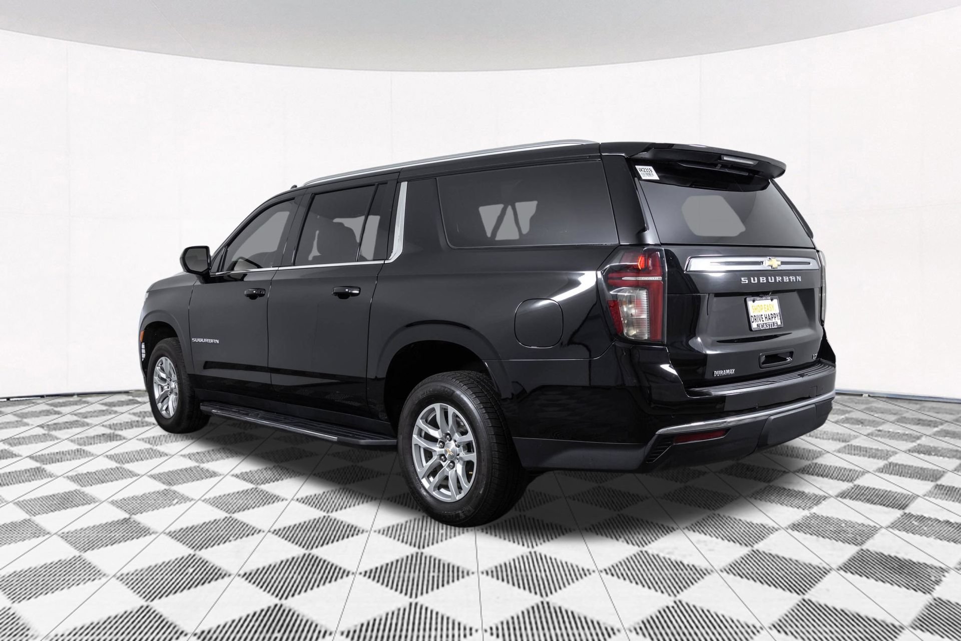 Used 2022 Chevrolet Suburban LT AWD/4WD image 16